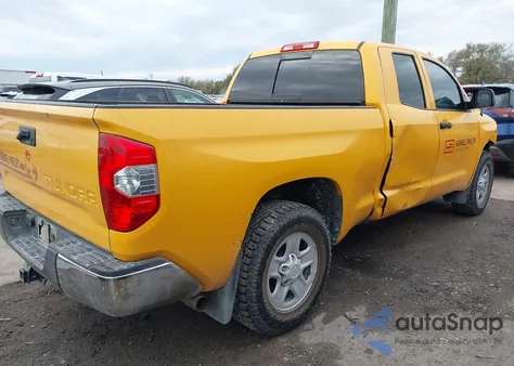 2019 Toyota Tundra Sr5 4.6L V8 z USA, uszkodzony, nr VIN 5TFRM5F19KX142396